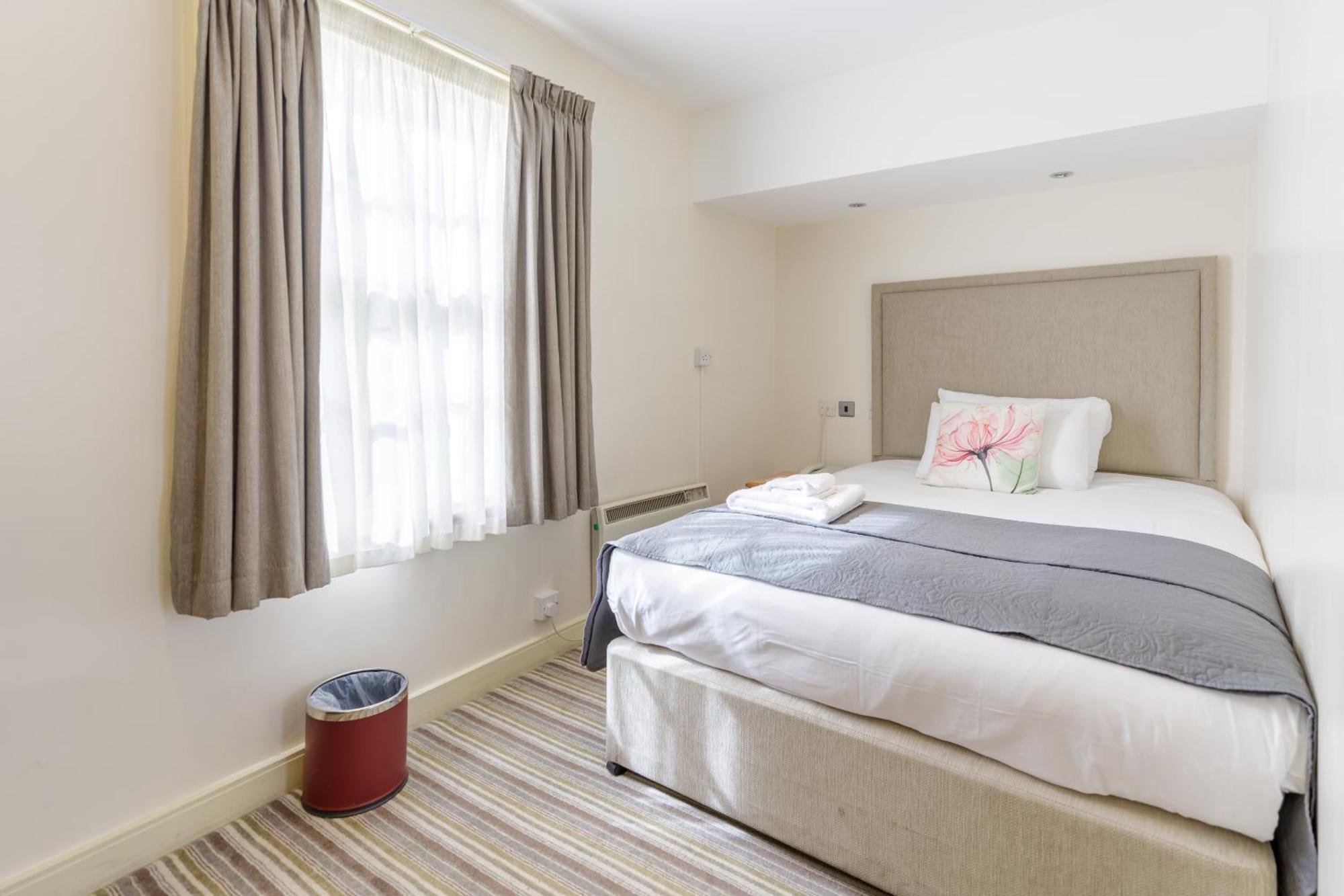 Swan Revived Hotel Milton Keynes Exterior photo