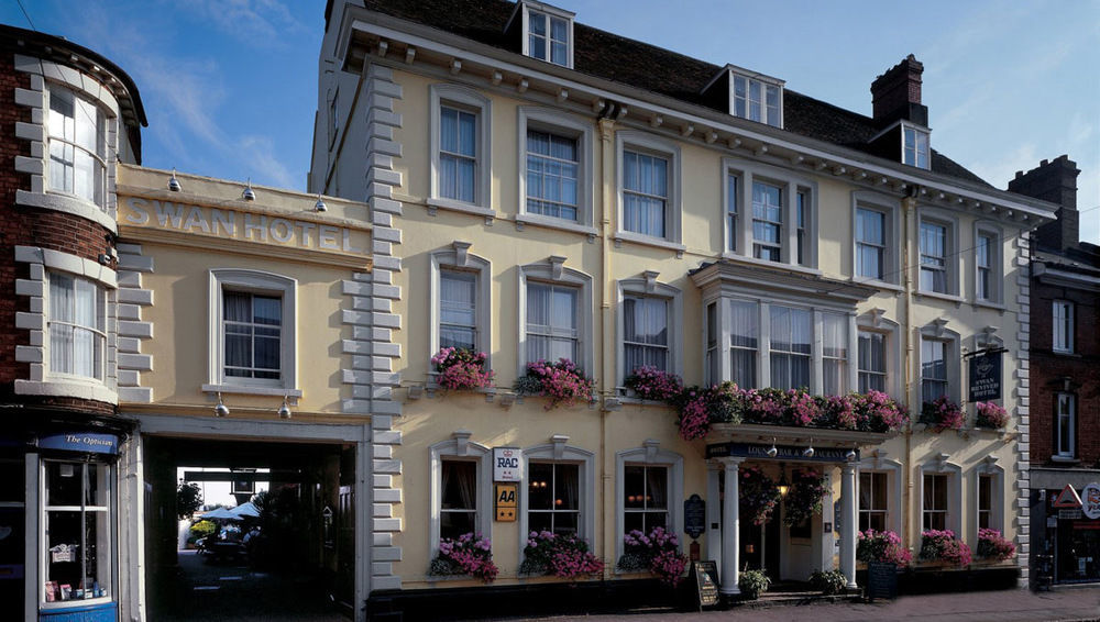 Swan Revived Hotel Milton Keynes Exterior photo